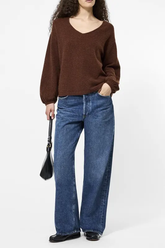 French Connection Vhari Knit Vneck Pullover Chocolate Maat: S | Sweaters Outlet | Dames | Bruin