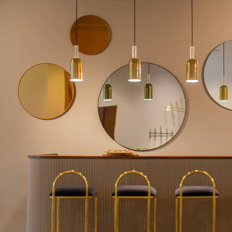 AYTM Lustro Circum, kolor różowy, Ø 70 cm, szkło, drewno MDF