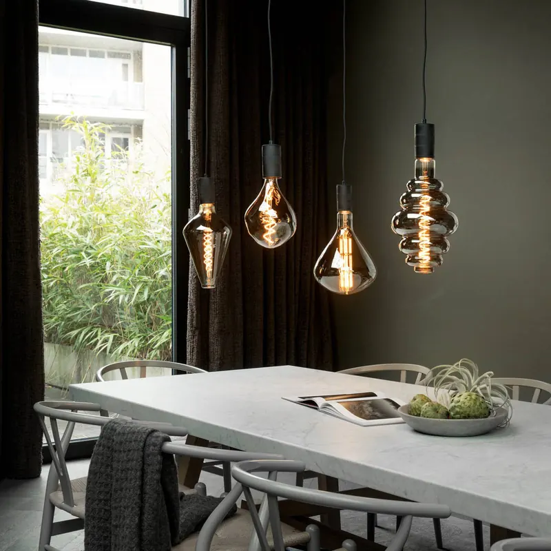 Calex Vienna żarówka LED E27 6W dim 1 800 K tytan