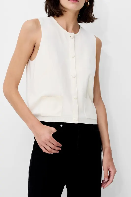 French Connection Cosysoft Knit Vest Porcelain Cream Maat: XS | Sweaters Outlet | Dames | Wit