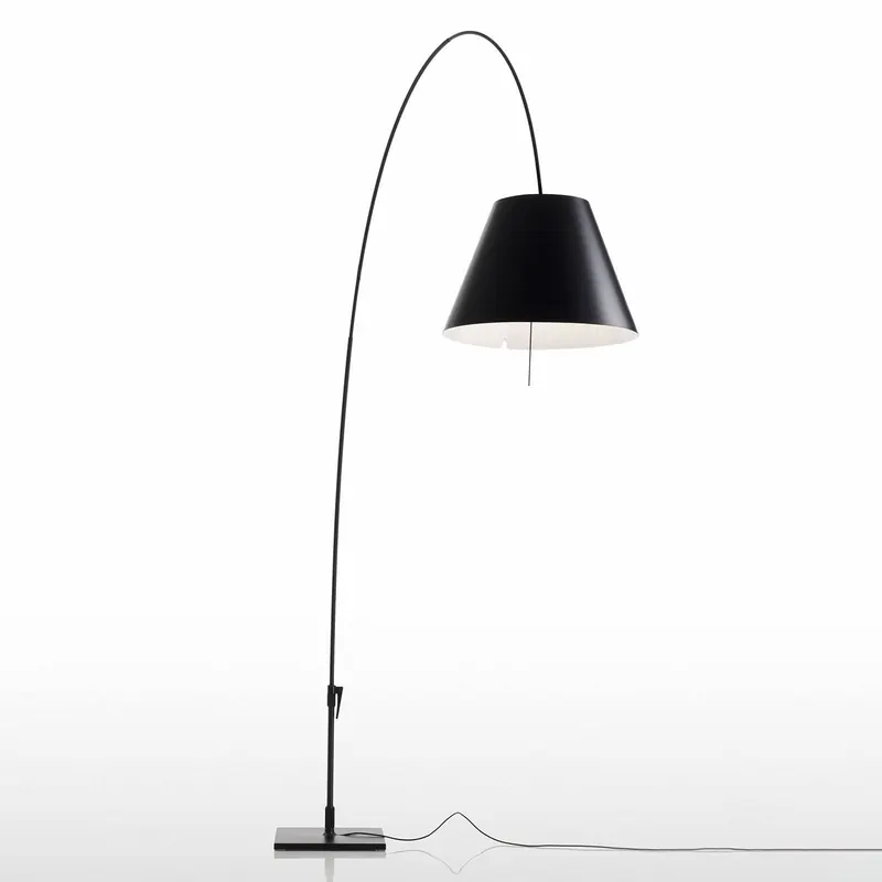Lampa łukowa Luceplan Lady Costanza, czarna, ściemniany