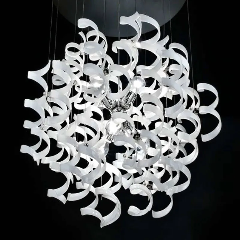 Biała lampa wisząca 70 cm