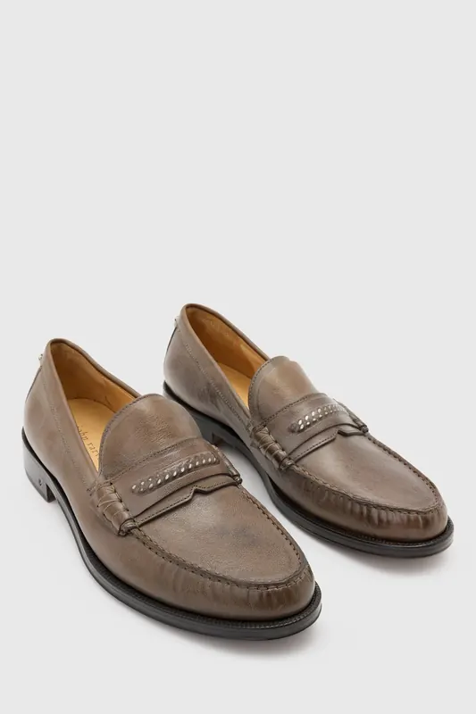 John Varvatos Hawthorne Chain Loafer Charcoal Maat: 10.5 | Instappers Outlet | Heren | Grijs