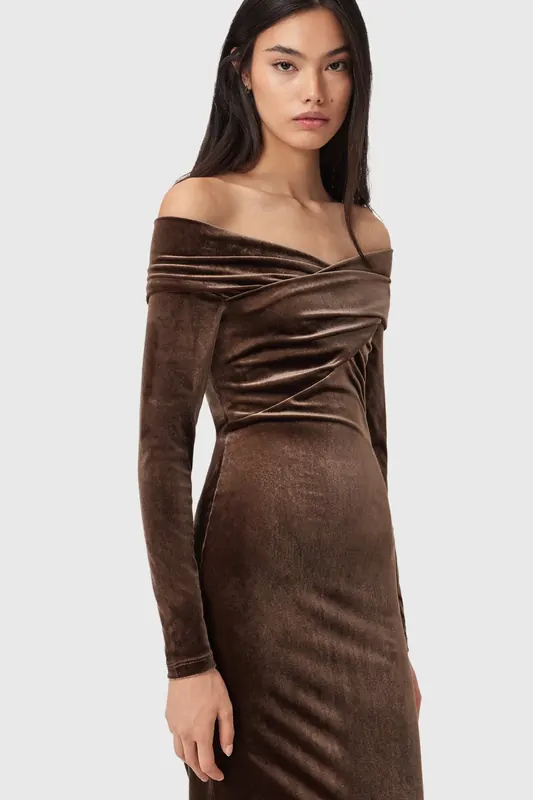 AllSaints Delta Velvet Dress Bitter Brown Maat: 4 | Midi Jurken Outlet | Dames | Bruin