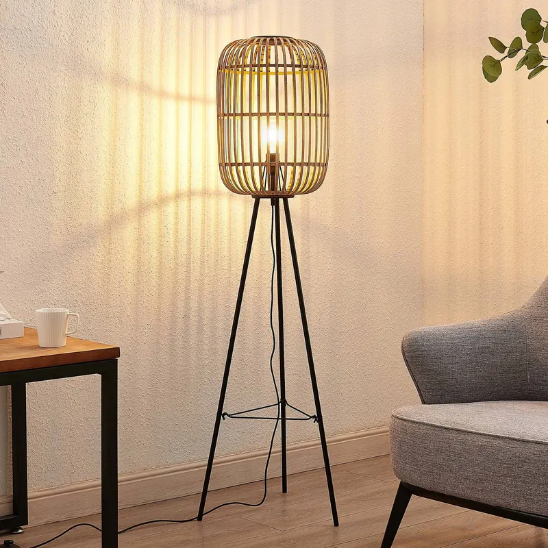 Lampa stojąca Lindby Canyana, 139 cm, naturalny, rattan, statyw