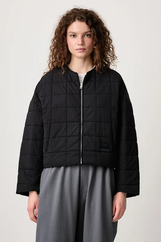 Maison Kitsuné  kurtka pikowana damska