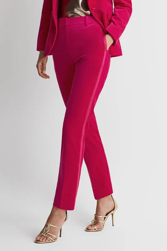 Reiss Velvet Taper Formal Pants — Tapered Fit Maat: 4R | Pantalons Outlet | Dames | Roze
