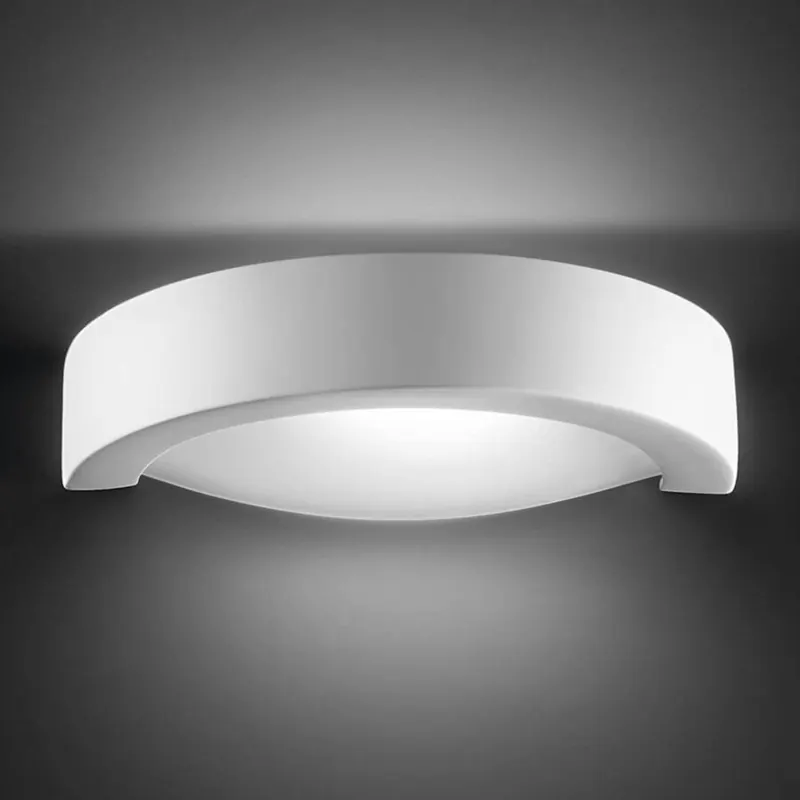 Elegancka półokrągła lampa ścienna Casablanca