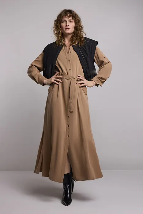 Summum Woman Dress Lyocell Twill Desert Maat: 34 | Blousejurken Outlet | Dames | Beige