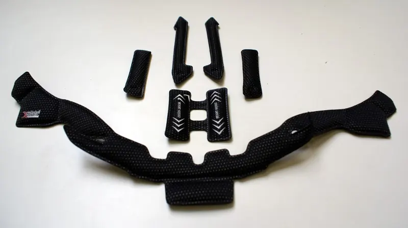 Wkładki wewnętrzne BELL SUPER DH MIPS czarny (L (58-62 cm))
