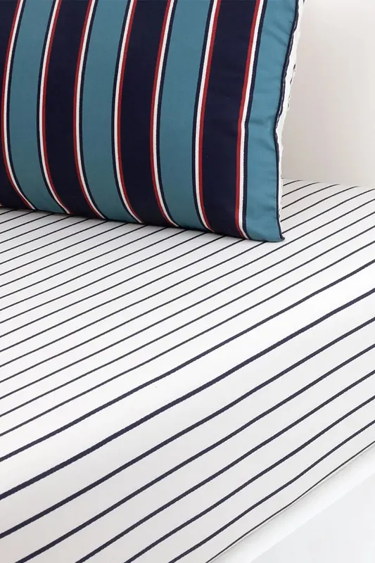 Lacoste prześcieradło z gumką bawełniane L BOLD 140 x 200 cm
