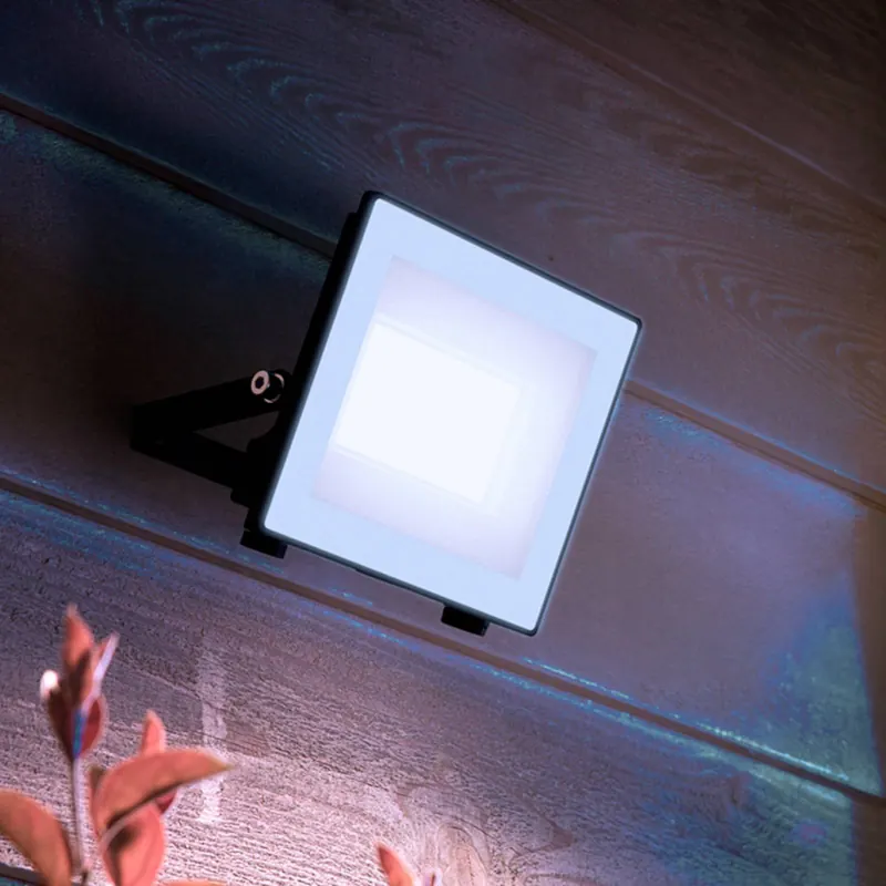 Reflektor zewnętrzny LED Philips Lois UE flood, 14 W, 5000 K, IP65