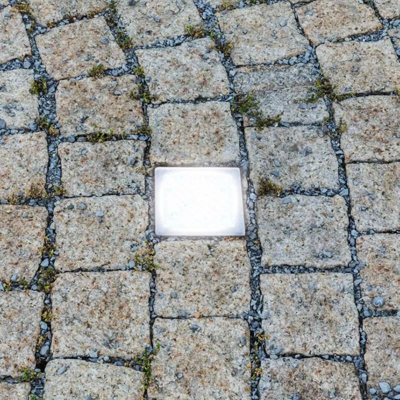 Oprawa wpuszczana podłogowa LED kostka brukowa Akiaki, 10 cm, do chodzenia