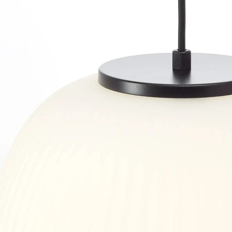 Lampa wisząca Kaizen, długość 105 cm, opal, 3-punktowa szkło/metal