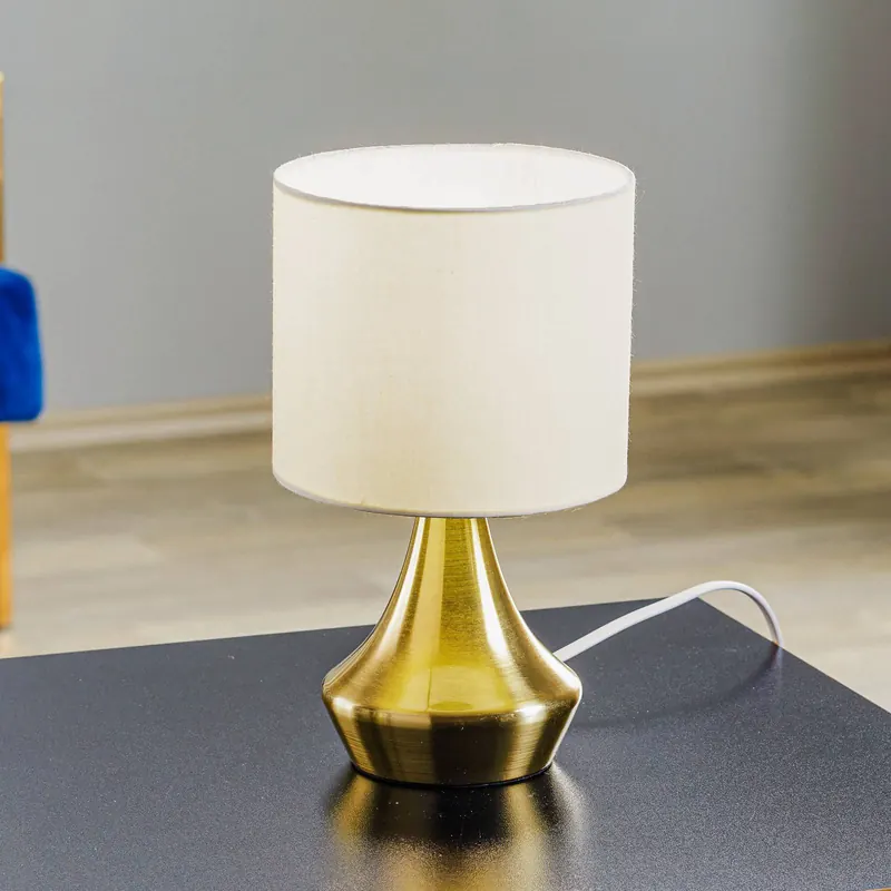 Lampa stołowa Ottone z tekstylnym kloszem, mosiężna