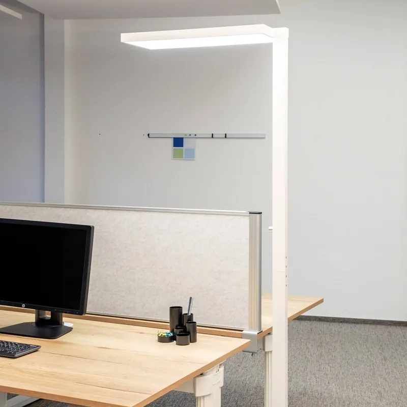 Lampa stojąca biurowa LED MAULjura, biała, aluminium, 196,5 cm, 4000 K
