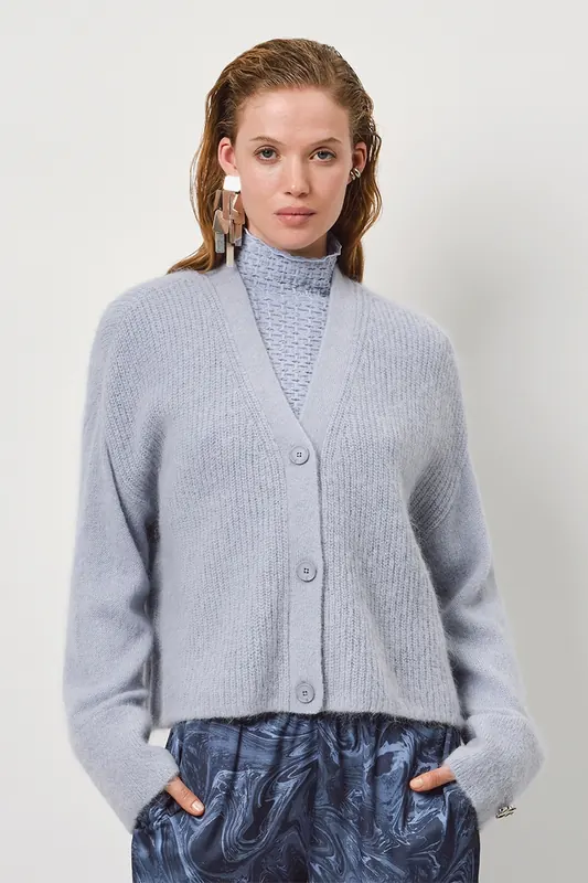 Dante6 Utah Cropped Cardigan Iced Blue Maat: S | Sweaters Outlet | Dames | Blauw
