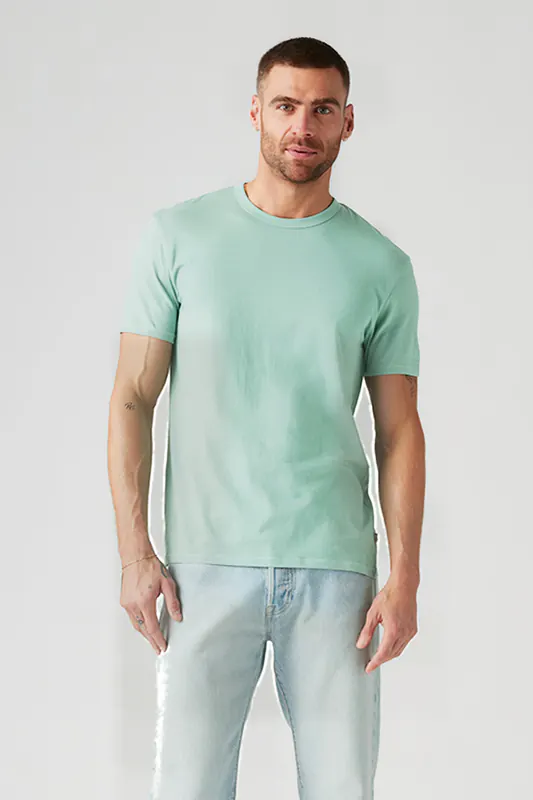 Levi's Premium Slim Fit Tee Garment Dye Aquifer Maat: XL | Basic T-Shirts Outlet | Heren