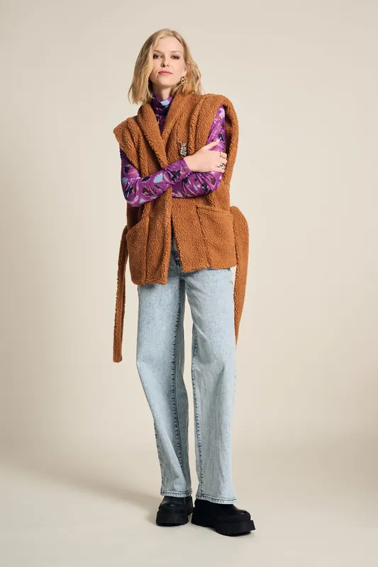 POM Amsterdam Gilet - Teddy Sugar Brown Maat: 38 | Gilets Outlet | Dames | Bruin