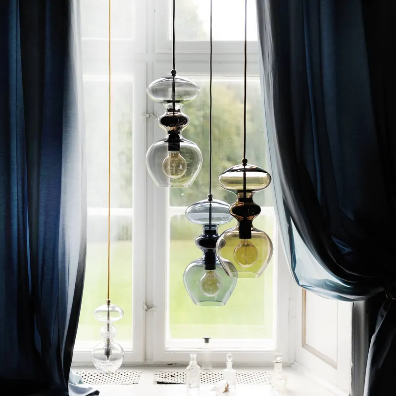 EBB & FLOW Lampa wisząca Futura M, brązowa, szkło, Ø 18 cm, E27