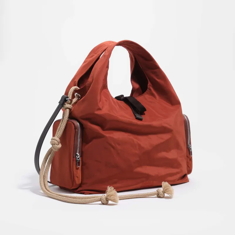 Torebka do ręki średnia nylon rdzawa