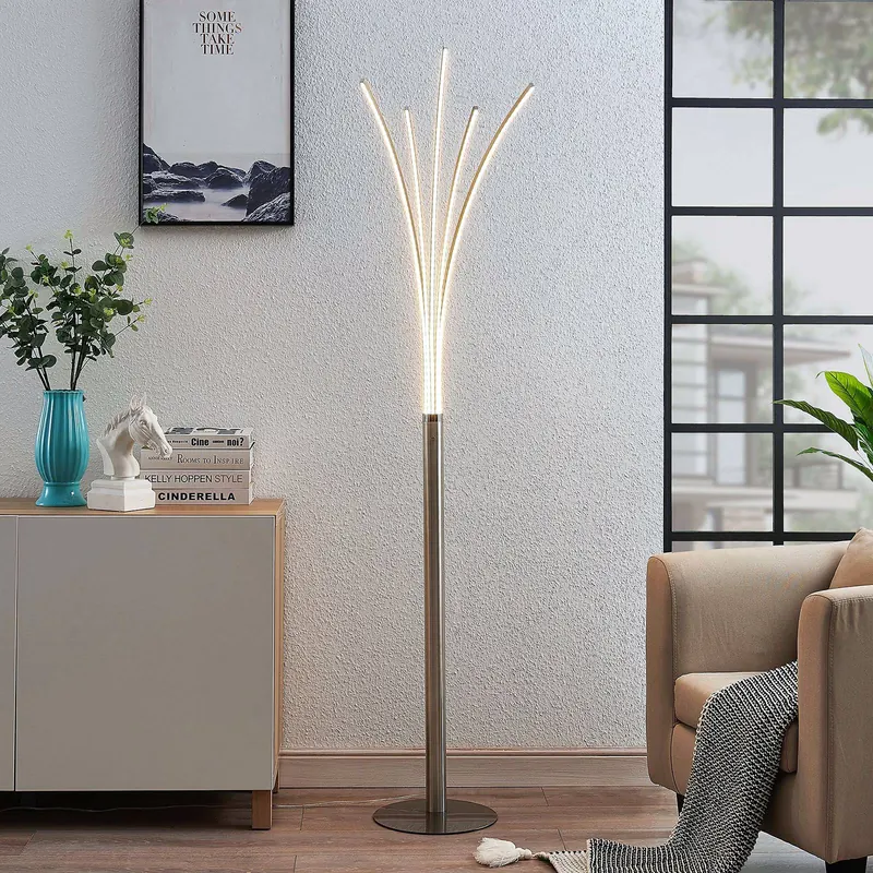 Wieloramienna lampa stojąca LED Boba