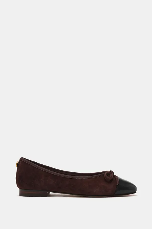 Steve Madden Ellison Flat Shoes Ground Coffee Suede Maat: 41 | Ballerina's Outlet | Dames | Zwart