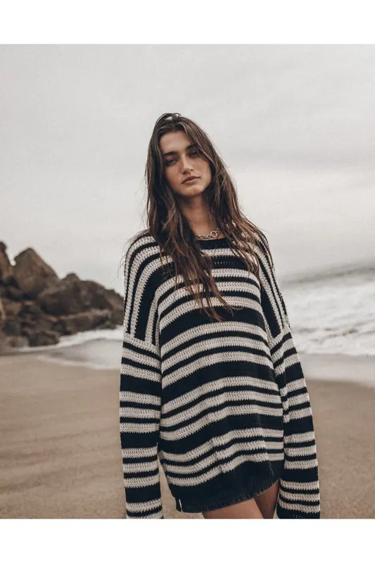 Mikuta The Striped Knitted Sweater Maat: L | Sweaters Outlet | Dames | Wit