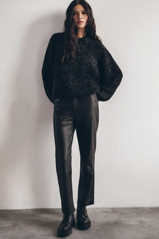 Mikuta The Black Sparkly Fluffy Knit Sweater Maat: S | Sweaters Outlet | Dames | Zwart