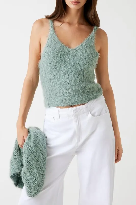 GUESS Sl Dbl Vn Bea Tank Dusty Fern Maat: XS | Sweaters Outlet | Dames | Groen