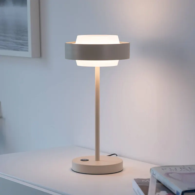 Schöner Wohnen lampa stołowa LED Elmo, piaskowa bryza, 3000 K ściemniacz