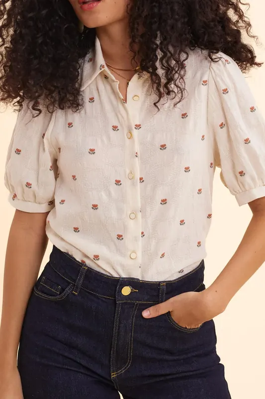 ICode Ecru Shirt With Flower Motifs Ecru Maat: L | Blouses Outlet | Dames | Ecru