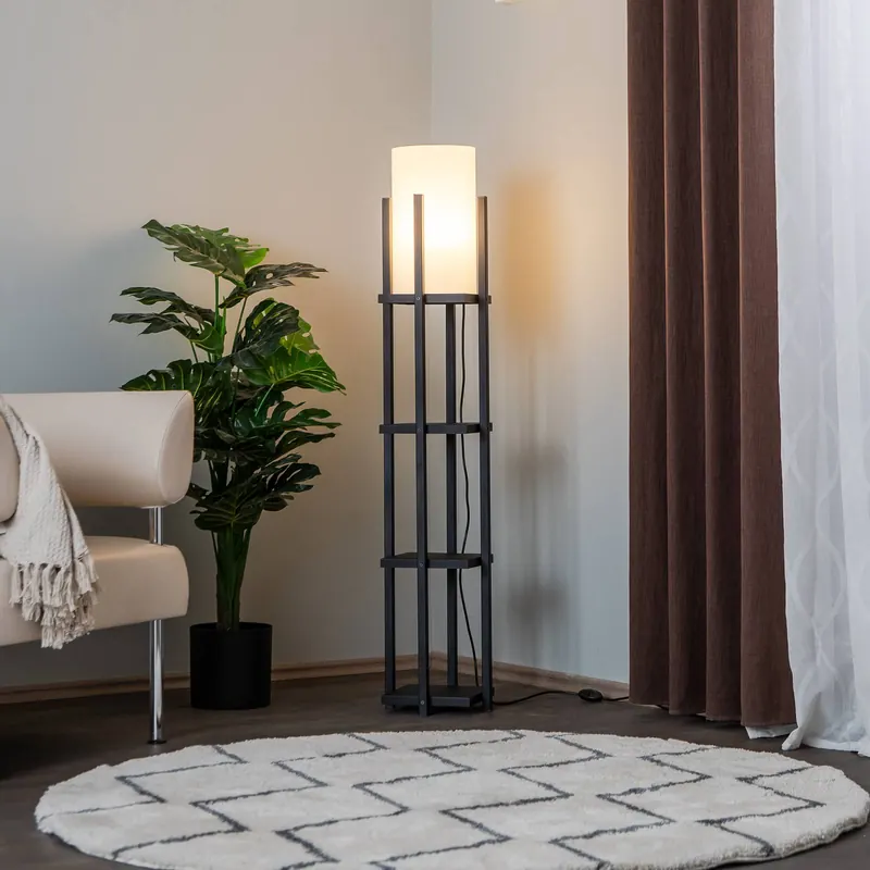 Lampa podłogowa 8111 czarna, półka, klosz z tkaniny biały