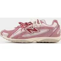 New Balance 204L