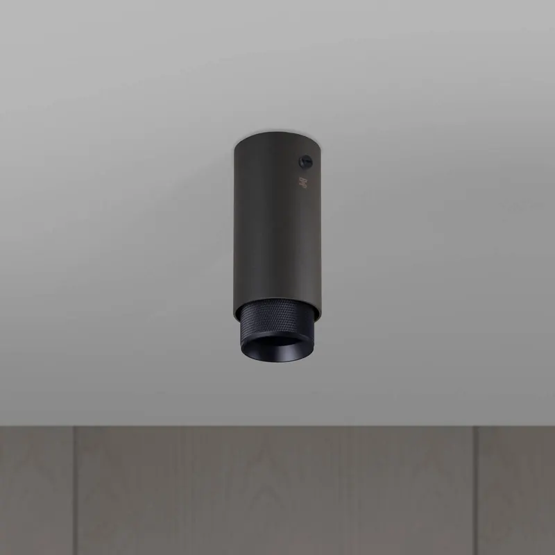 Buster + Punch Exhaust Surface Cross grafit/czarny