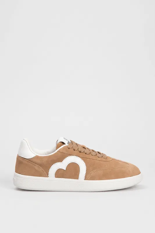 Moschino Suede Sneakers Beige Maat: 36 | Sneakers Outlet | Dames | Beige