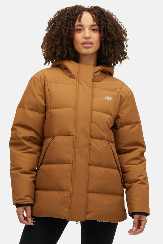 New Balance Nbx Soft Alpine Icon Down Jacket Woodgrain Maat: M | Winterjassen Outlet | Dames | Bruin
