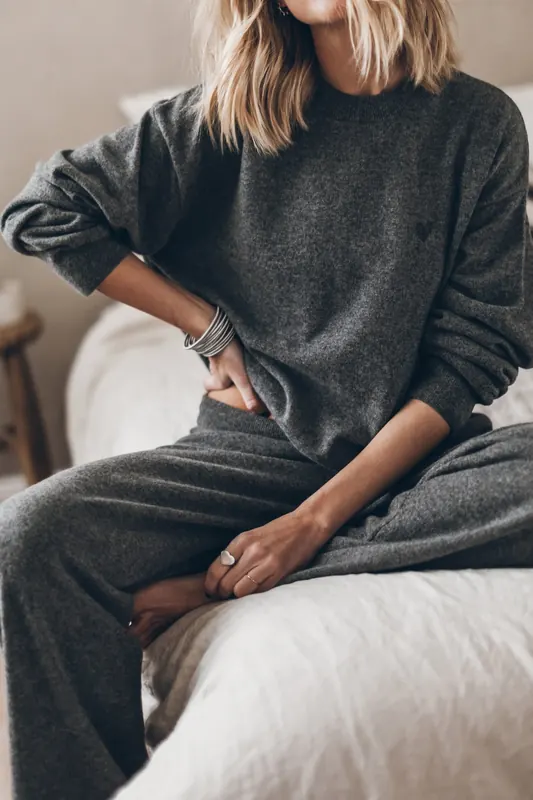 Mikuta The Grey Cashmere Knitted Sweater Grey Melange Maat: S | Sweaters Outlet | Dames | Grijs