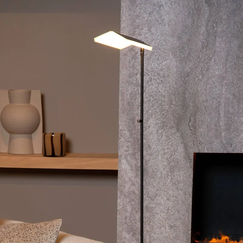 Lampa stojąca LED Aaron, czarna, ściemniany do ciepłego, wysokość 134 cm