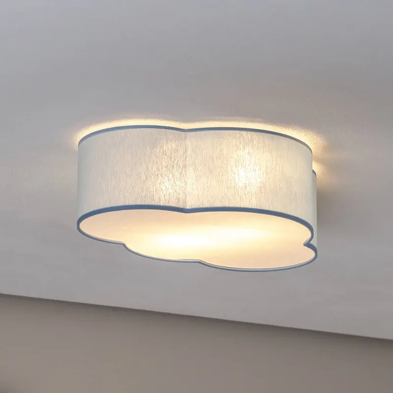 Lampa sufitowa Cloud, niebieska, długość 43 cm, tekstylna, chmurka, E27