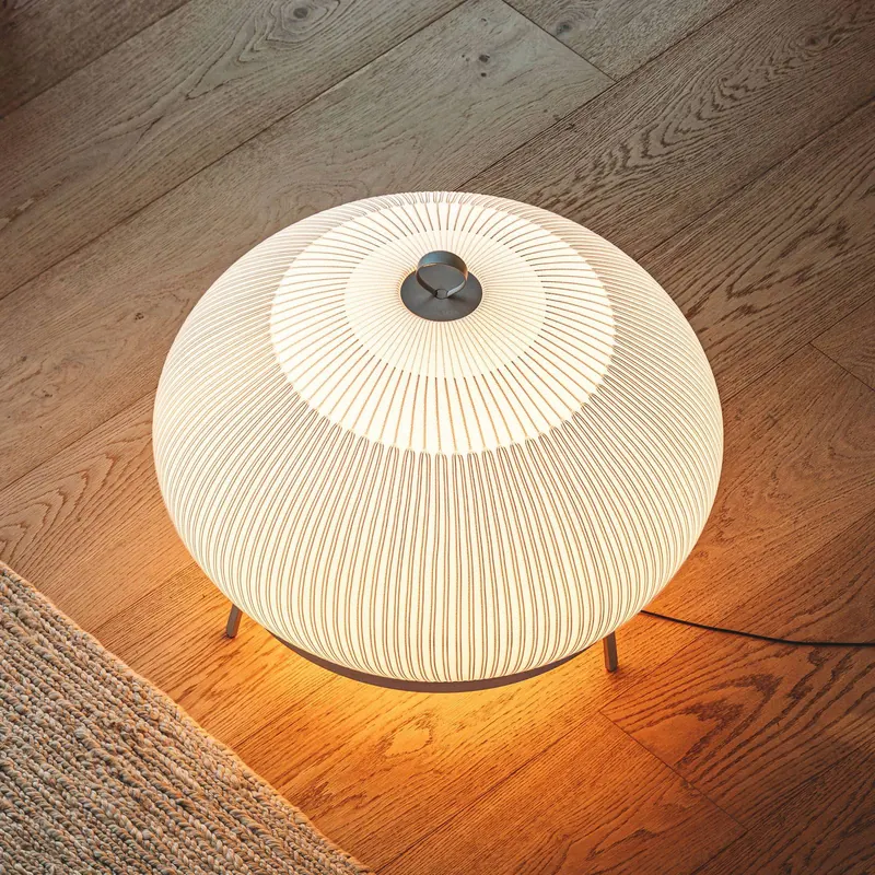 Vibia Lampa stojąca LED KNIT, 62 x 65 cm, beżowa, tekstylna