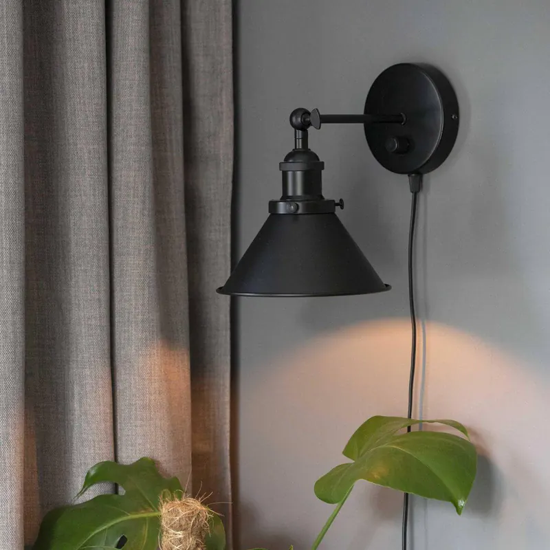 PR Home Lampa ścienna Anton z wtyczką, 18 cm, ściemniana, czarna