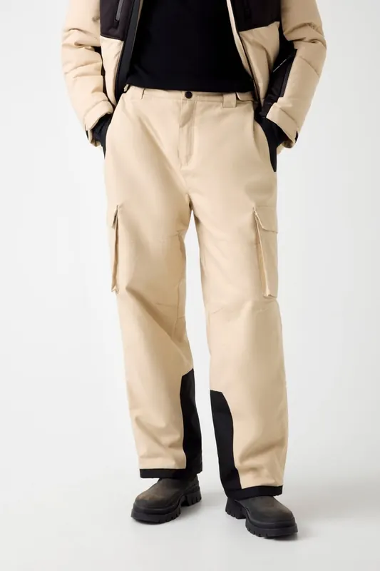 GUESS Ski Pants Morning Haze Maat: XXL | Cargobroeken Outlet | Heren | Beige