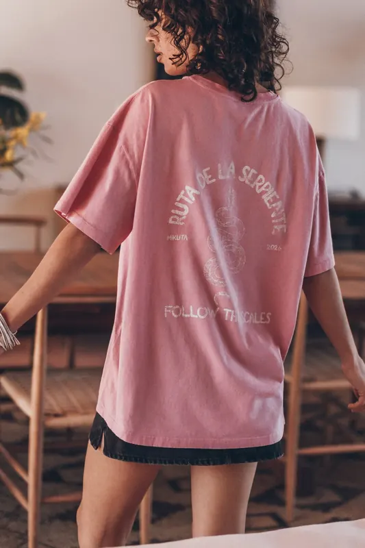 Mikuta The Pink Hotel Palma Rosa Oversized T-shirt Pink Maat: XS | Tops Outlet | Dames | Roze