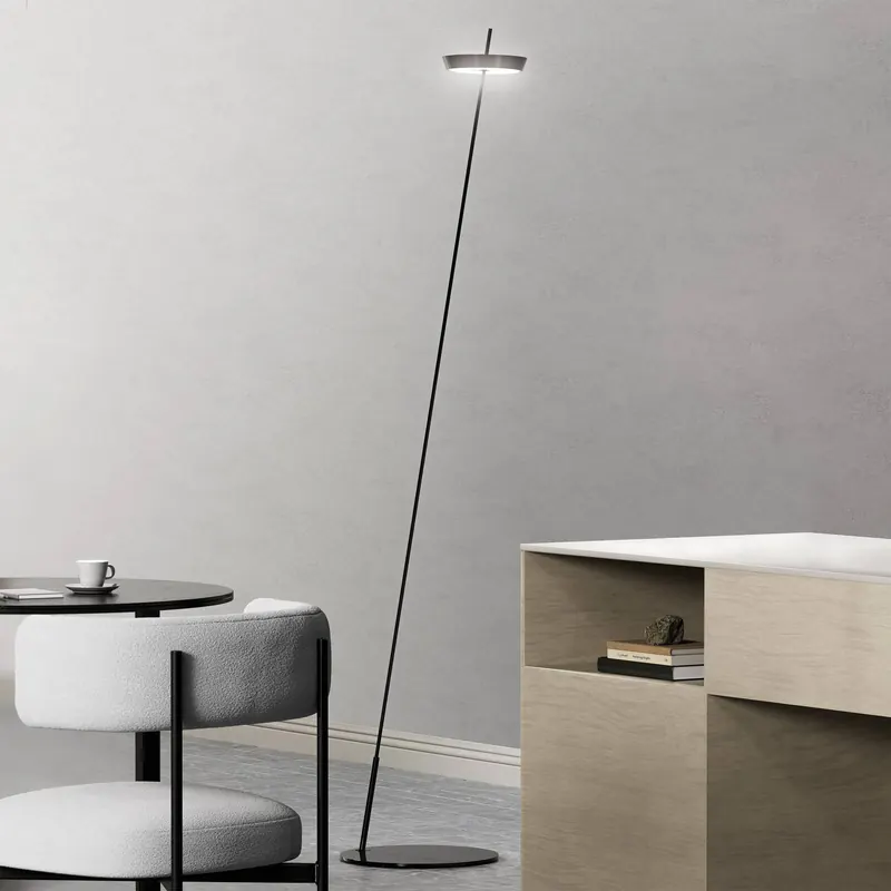 Lampa stojąca LED z akumulatorem Mahina, czarna, wysokość 130 cm, metal, CCT