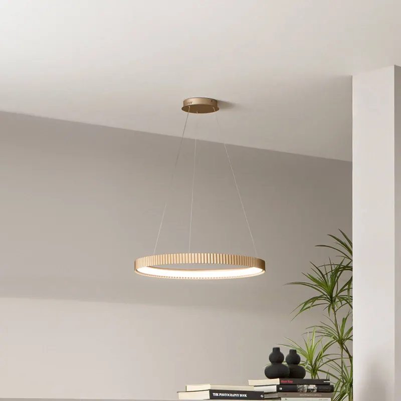 Lampa wisząca LED Niike, złota, Ø 50 cm, metal, CCT