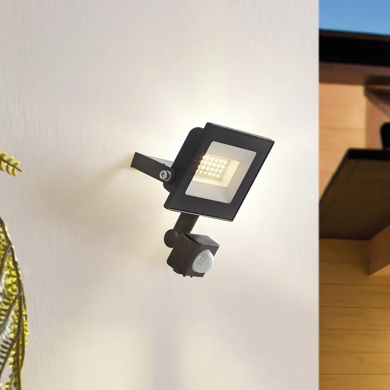 Reflektor zewnętrzny LED Prios Maikel, 20W, 1500lm, metal, czujnik