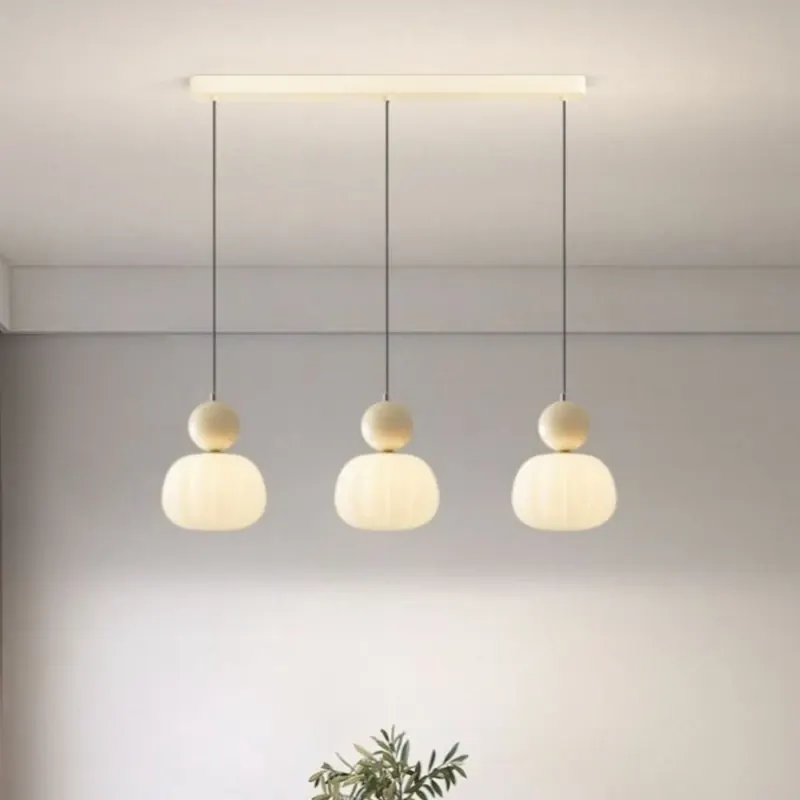 Lampa wisząca do sypialni w stylu kremowym, prosta lampka nocna dla dzieci, nowoczesna kreatywna lampa w kształcie dyni, nordycka oprawa oświetleniowa do restauracji.