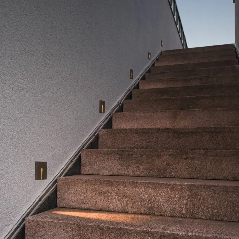 SLV Concreto oprawa wpuszczana ścienna LED, IP65, wąska
