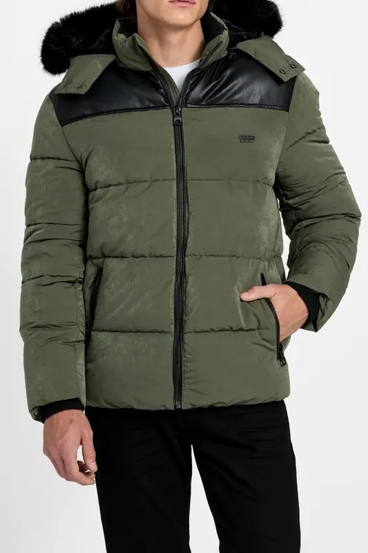 GUESS Outdoors Puffa Jacke Green Depths Maat: XL | Winterjassen Outlet | Heren | Groen